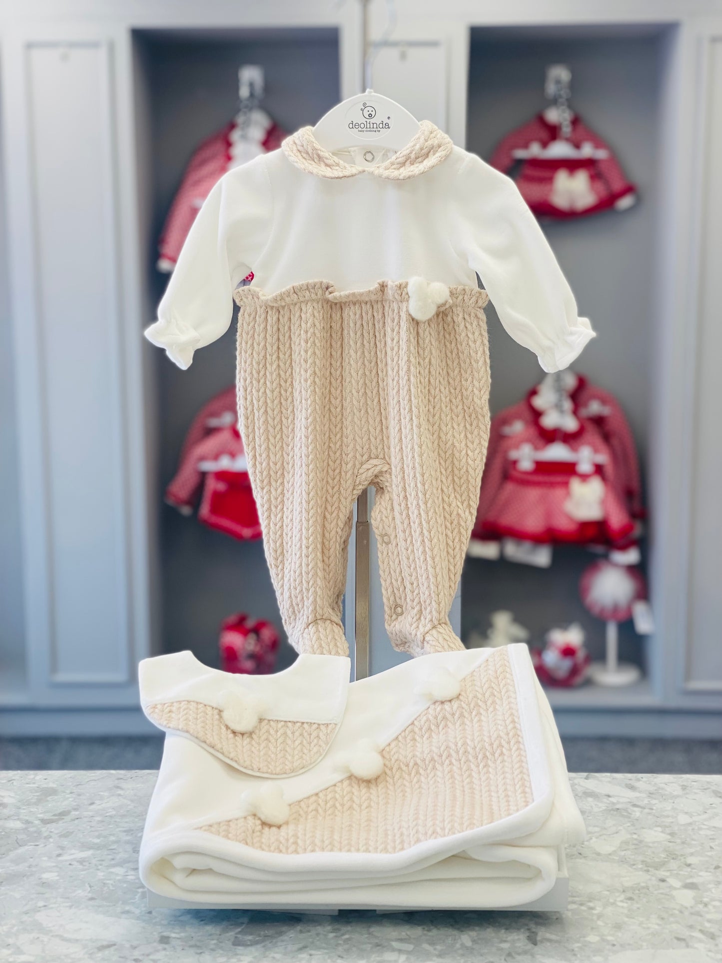 AW25 DEOLINDA Woody Girls Beige Three Piece Layette Set - 25103