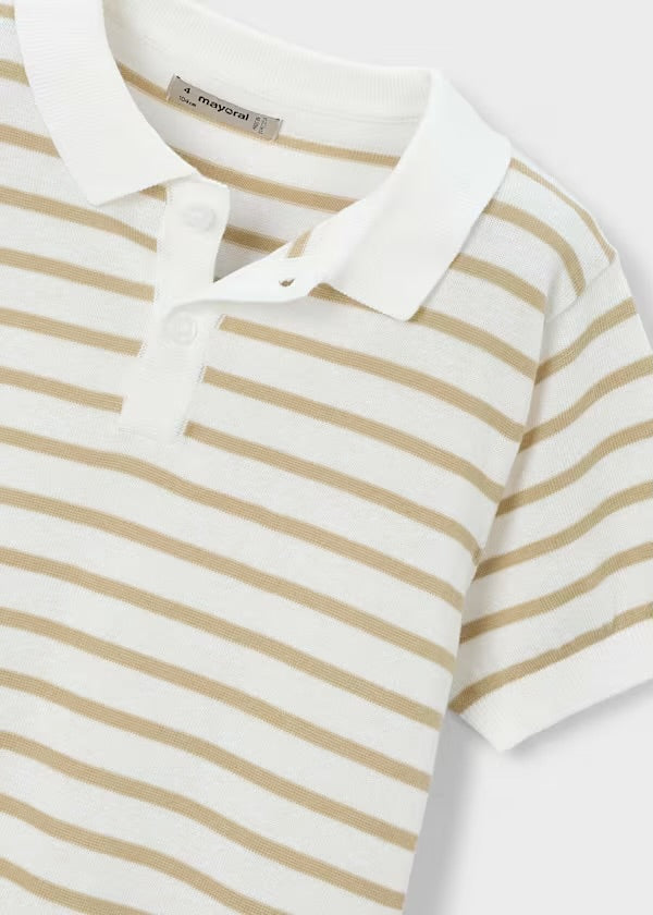 Close-up of the Mayoral knitted polo collar, button placket and beige stripes