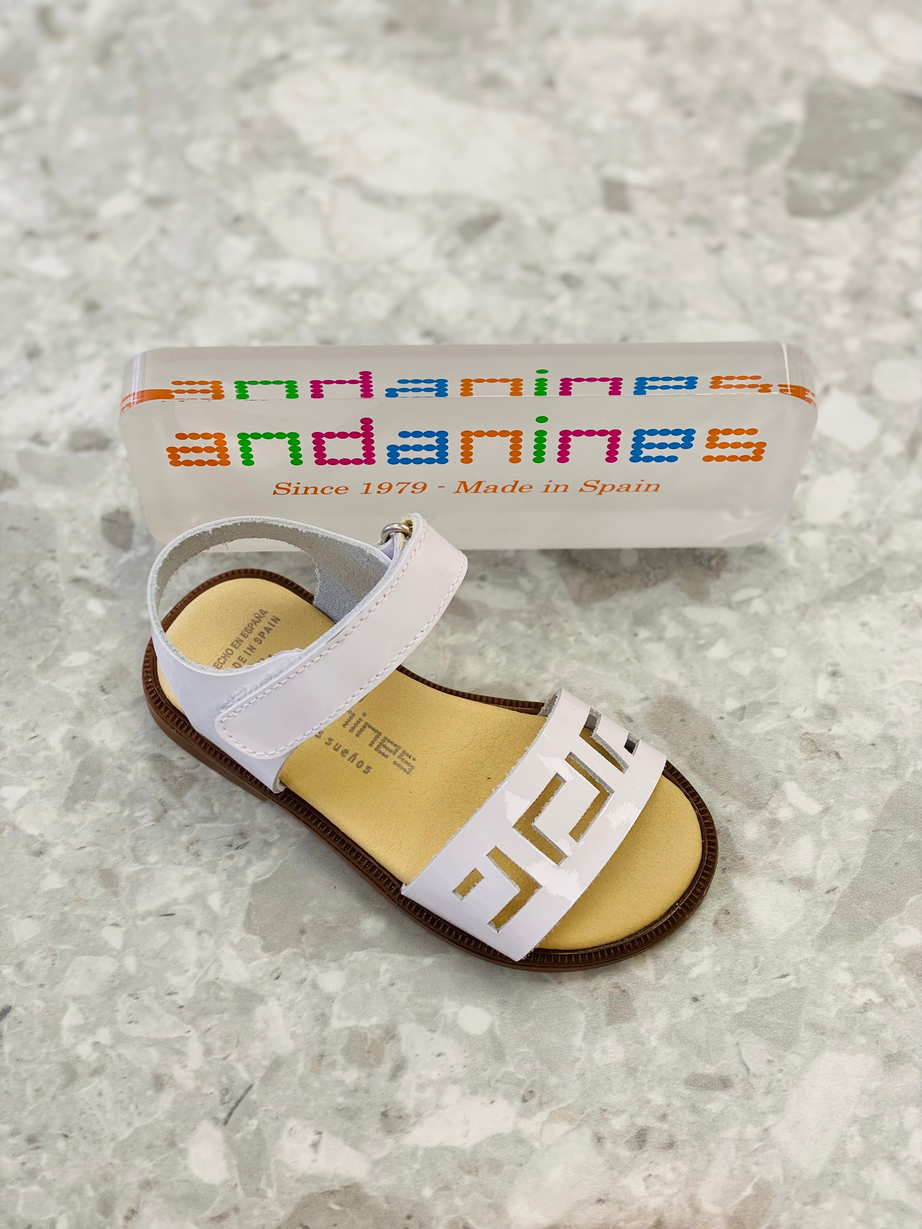 ANDANINES White Girls Patent Leather Sandals