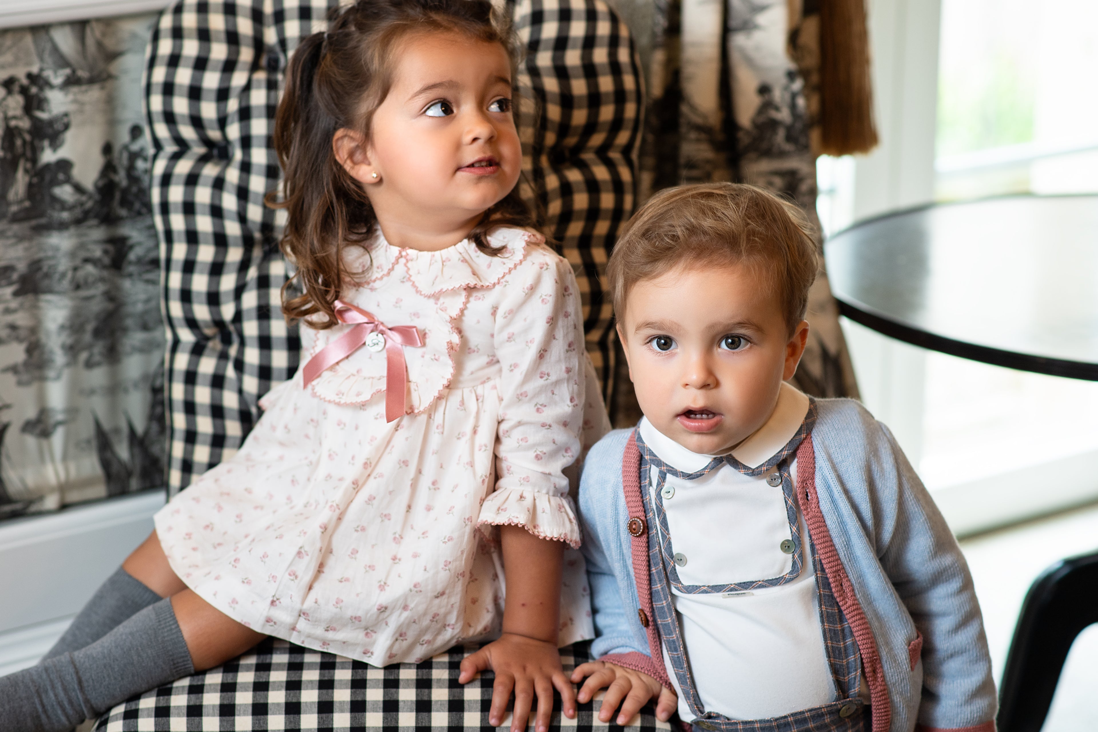 AW24 FOQUE Arcilla Grey Check Boys Short Set with Cardigan - CLEARANCE SALE