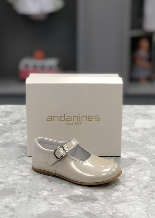 ANDANINES Marfil Pearl Patent Leather Baby Girls Mary Jane Shoes