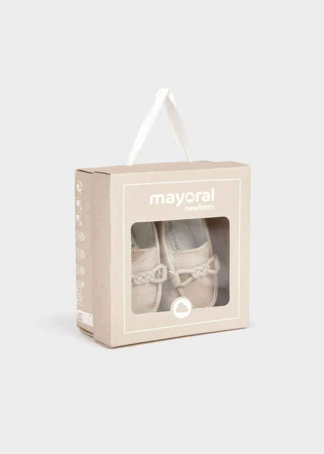 MAYORAL Boys Wheat Moccasin Pram Shoes - 9083 in box