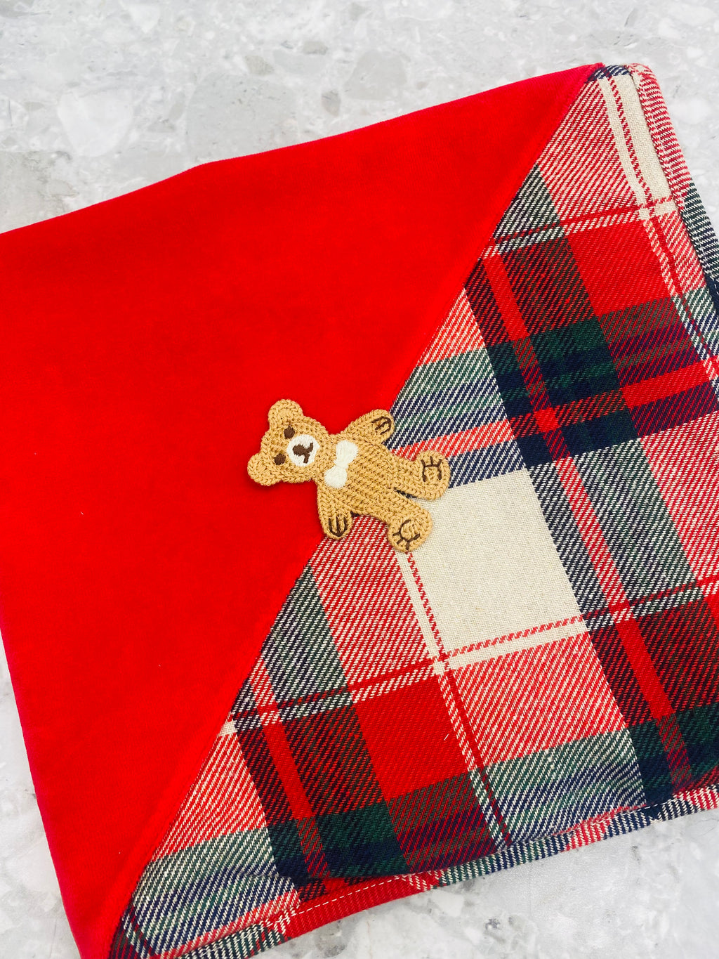 AW25 DEOLINDA Christmas Boys Red Tartan Velour Blanket - 25M24