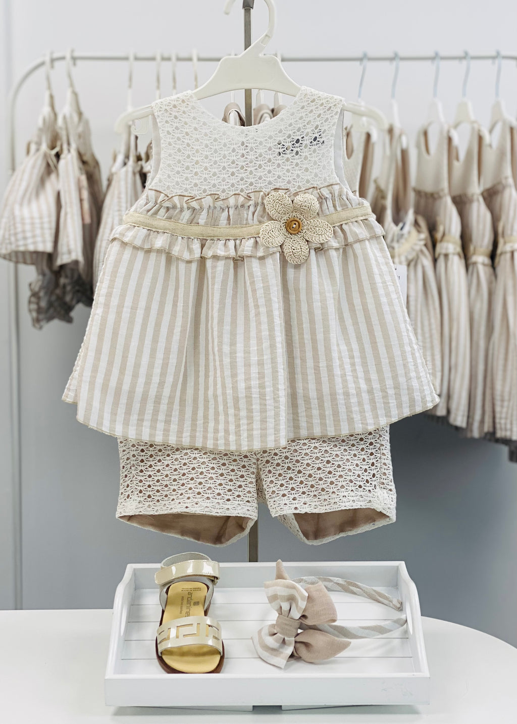 BASMARTI Rayas Girls Beige Stripe Shorts Set - 26153