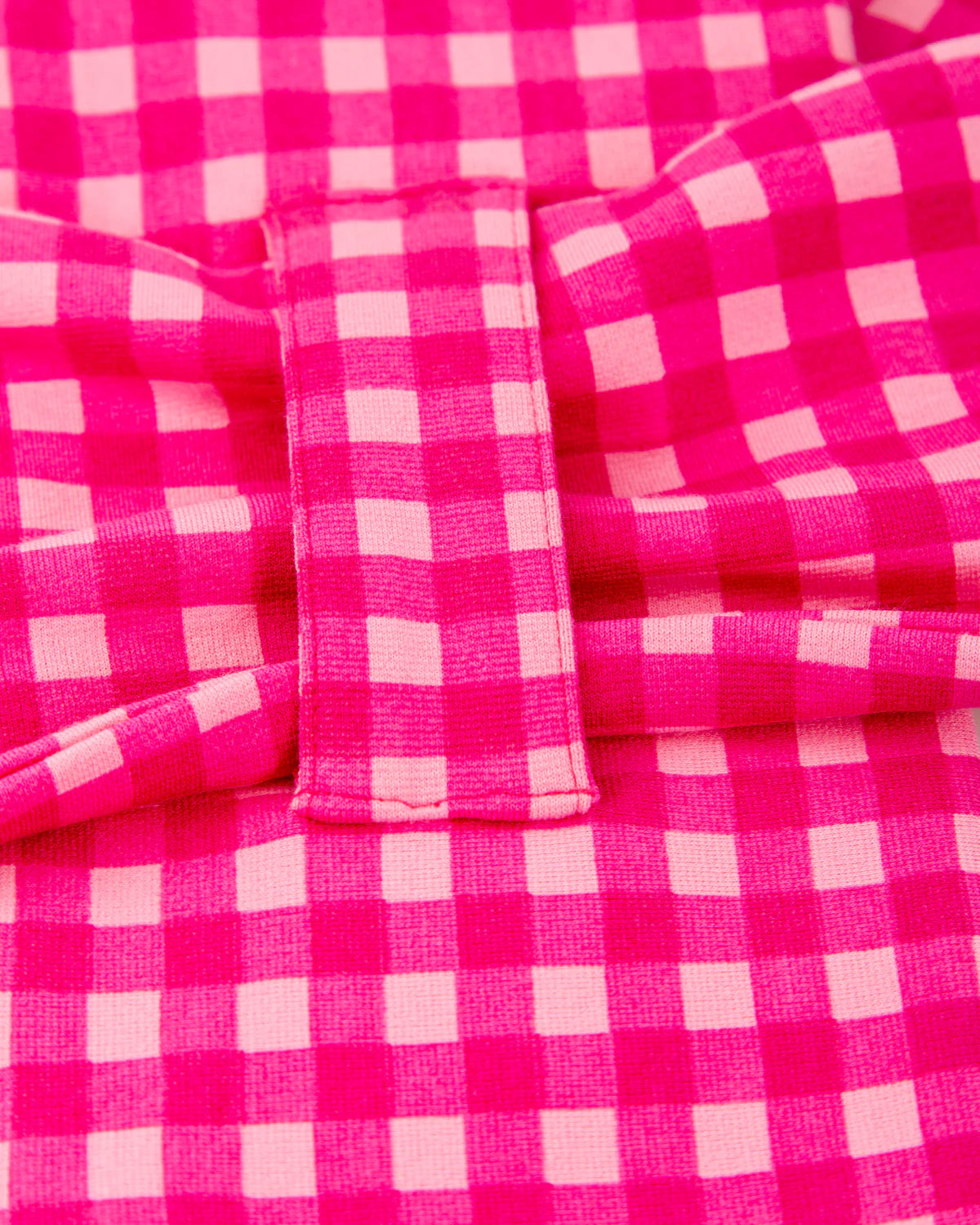 Girl wearing the Agatha Ruiz de la Prada fuchsia check accessories