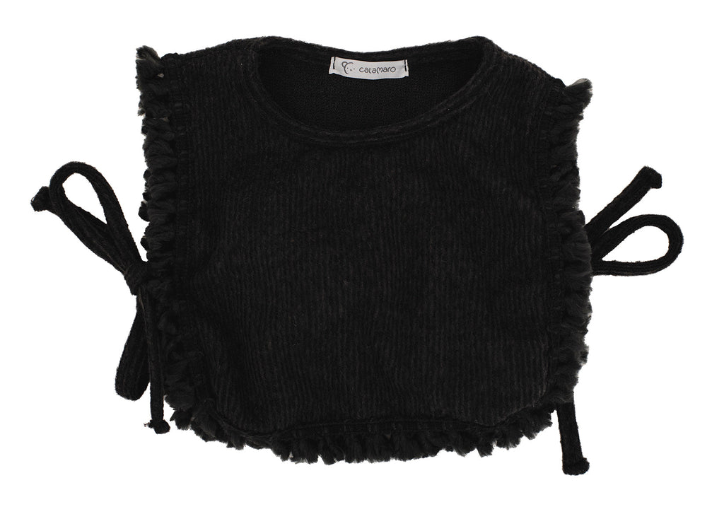 Back view of the Calamaro Alisio blouse and concealed tweed shorts