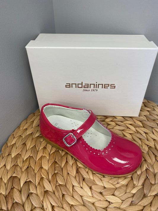 ANDANINES Girls Mary Jane Fuchsia Pink Patent Leather Shoe