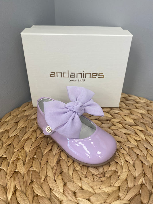 ANDANINES Baby Girls Bow Strap Lilac Patent Leather Shoe