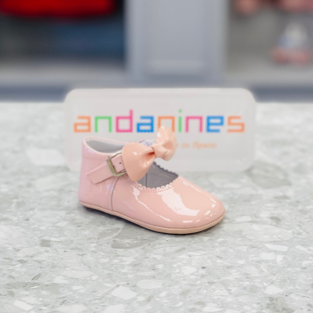 ANDANINES Pink Girls Patent Leather Bow Pram Shoe