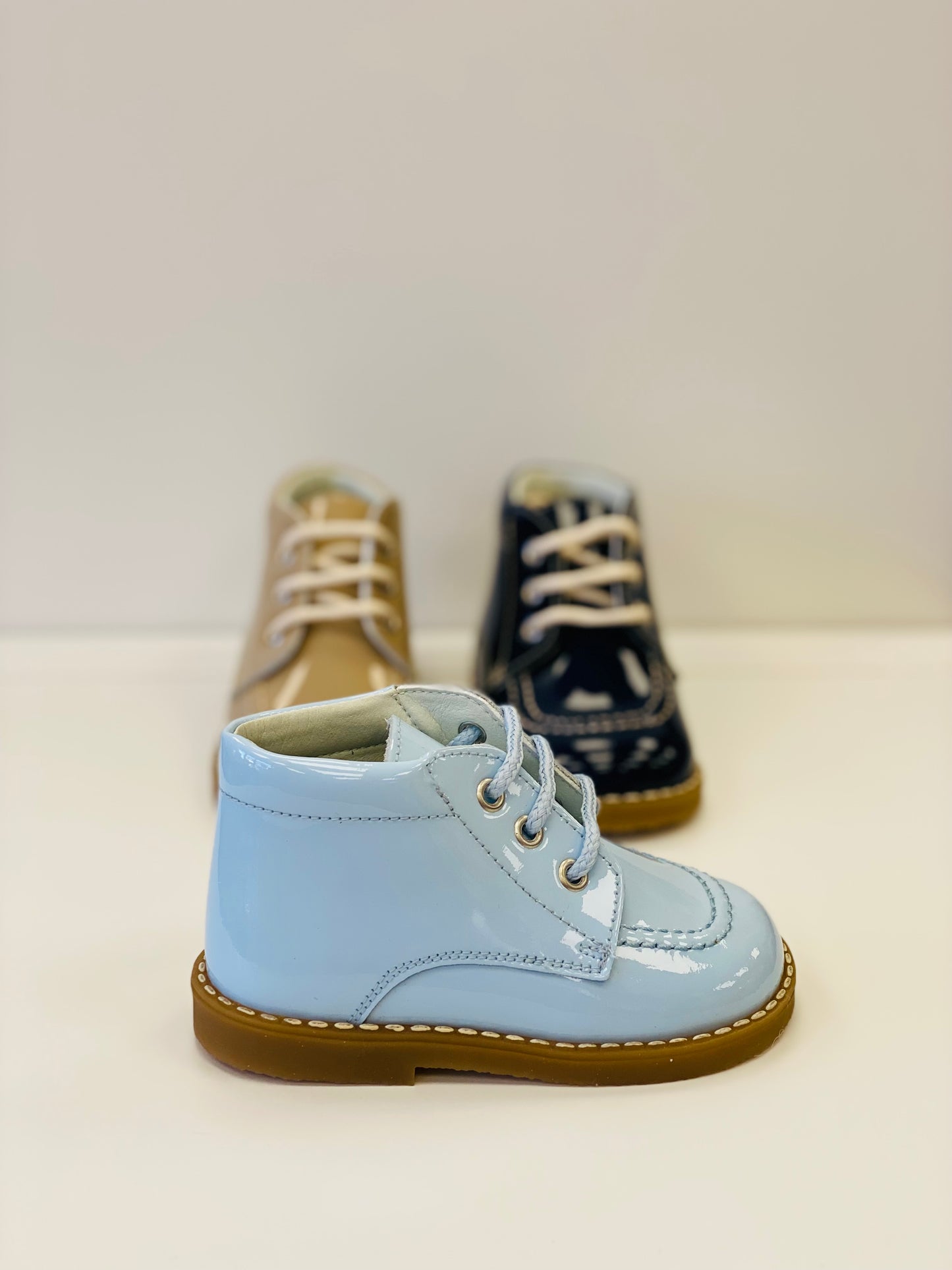 ANDANINES Boys Blue Patent Leather Ankle Boots