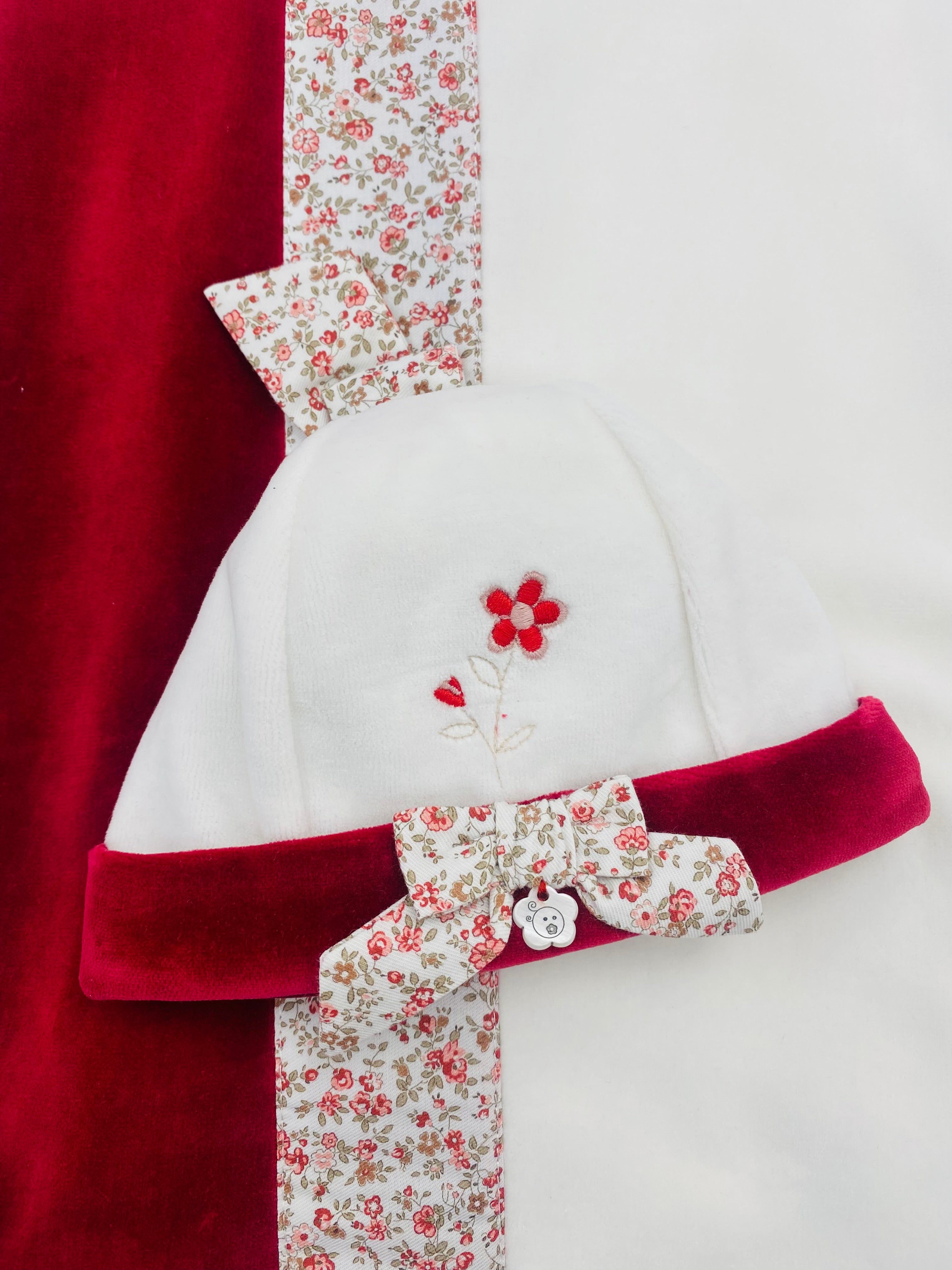 AW25 DEOLINDA Sarah Girls Red Floral Hat - 25G26