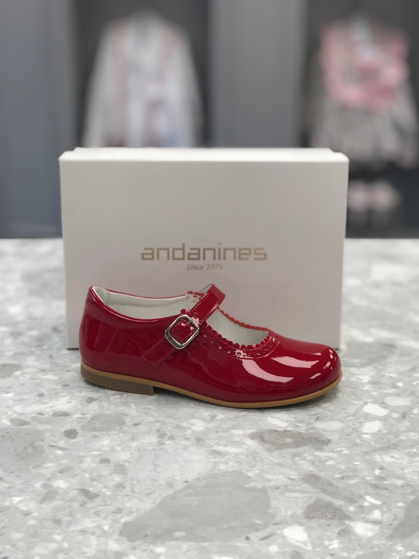 ANDANINES Girls Red Patent Leather Mary Jane Shoes