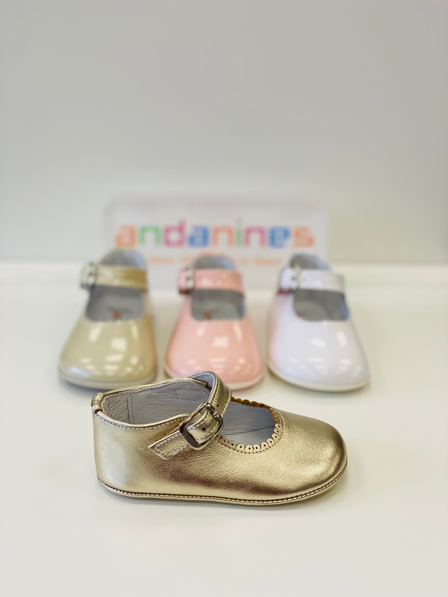 ANDANINES Baby Girls Gold Leather Mary Jane Pram Shoes