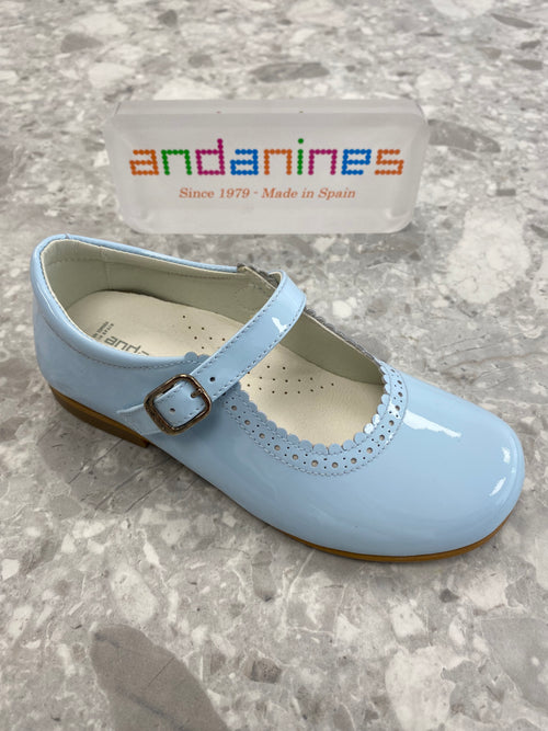 Andanines pale blue patent leather girls Mary Jane shoes with adjustable buckle fastening, handcrafted in Spain