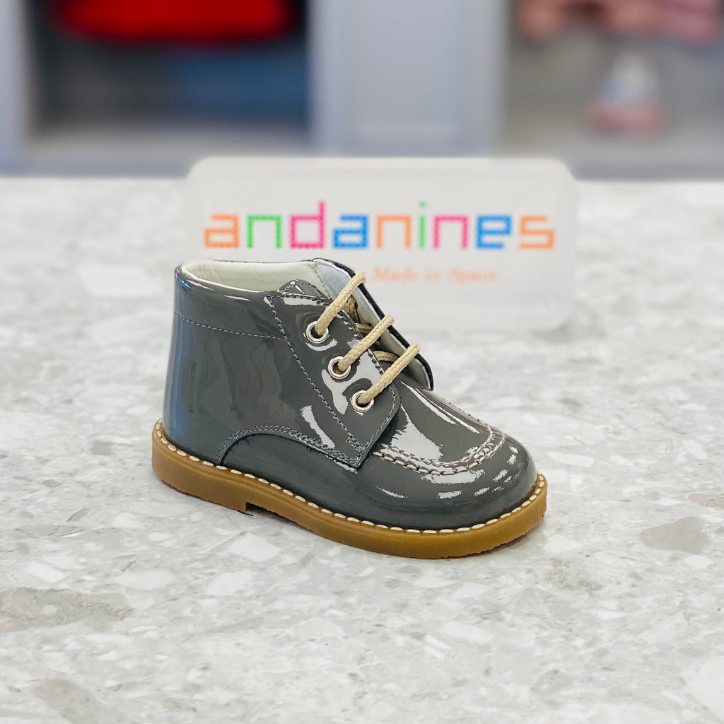 ANDANINES Grey Boys Patent Leather Boots - 222325