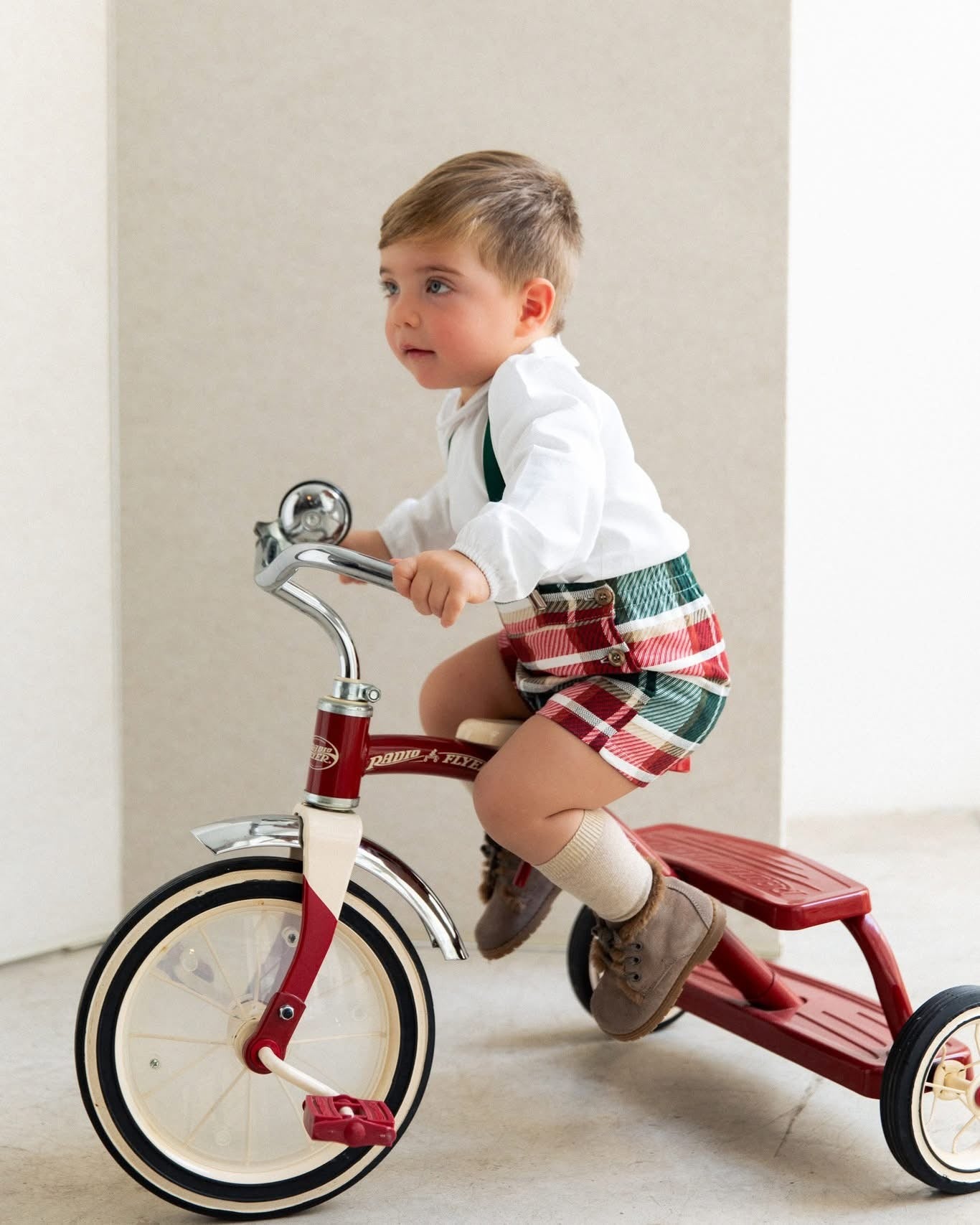 AW25 MAC ILUSION Instantes Magicos Boys Red & Green Check Short Set with Cardigan & Braces - 9942