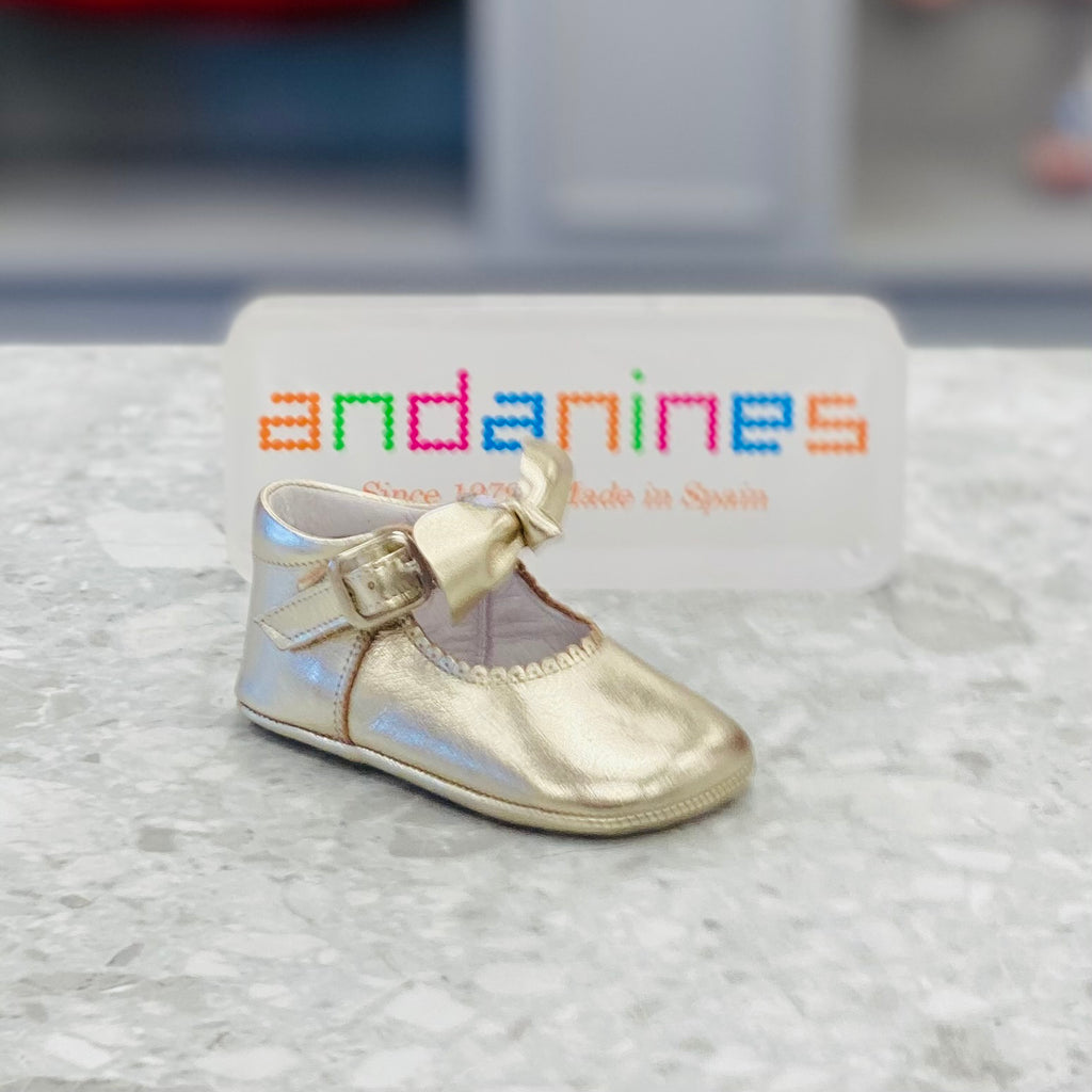 ANDANINES Gold Girls Leather Bow Pram Shoe