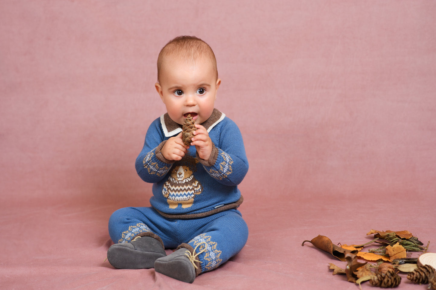 AW25 FOQUE La Cabana Boys Blue Bear Knitted Trouser Set