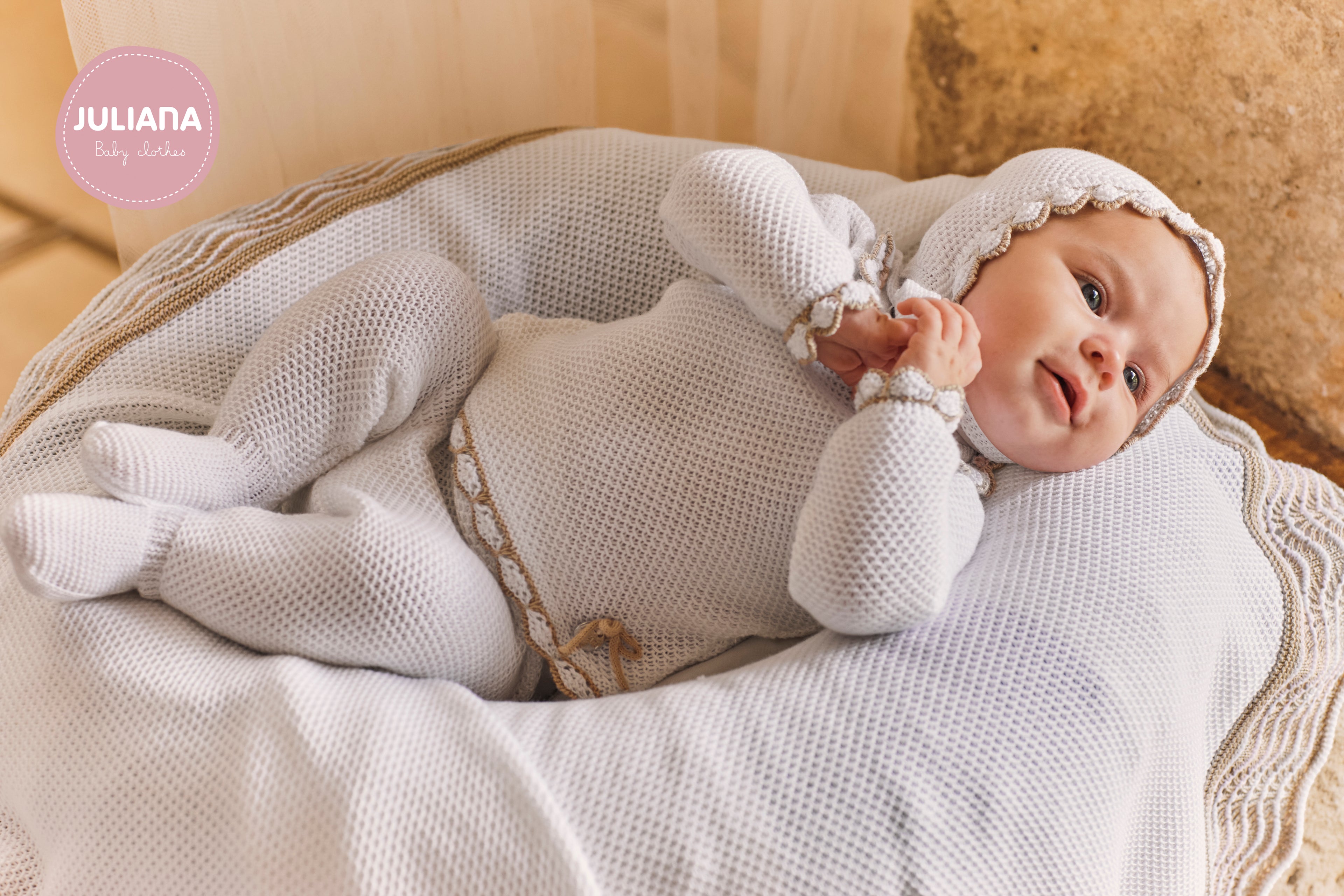 JULIANA Azahar White & Beige Knitted Set with Bonnet