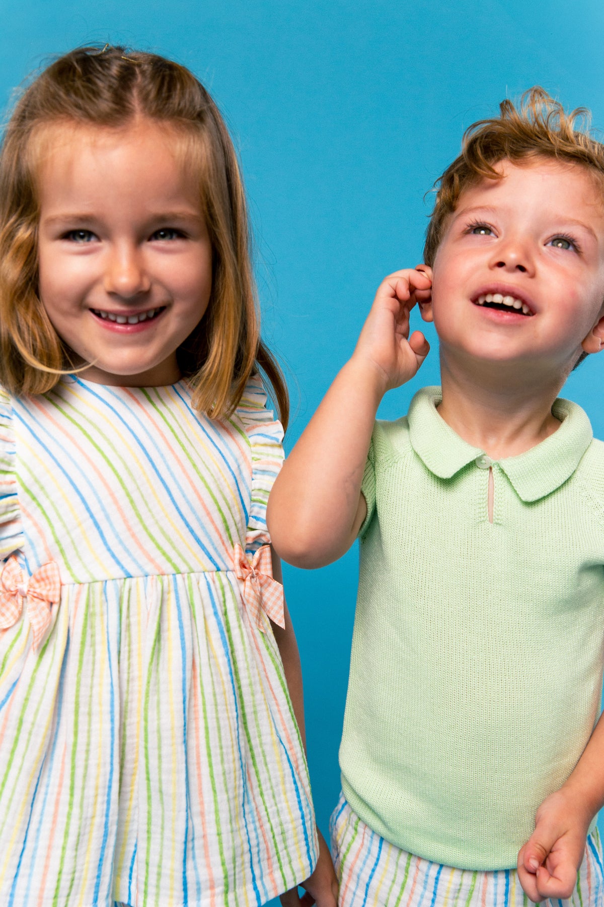 Mac Ilusión Lima Musel green stripe sibling outfits 0020 and 0151 lifestyle image