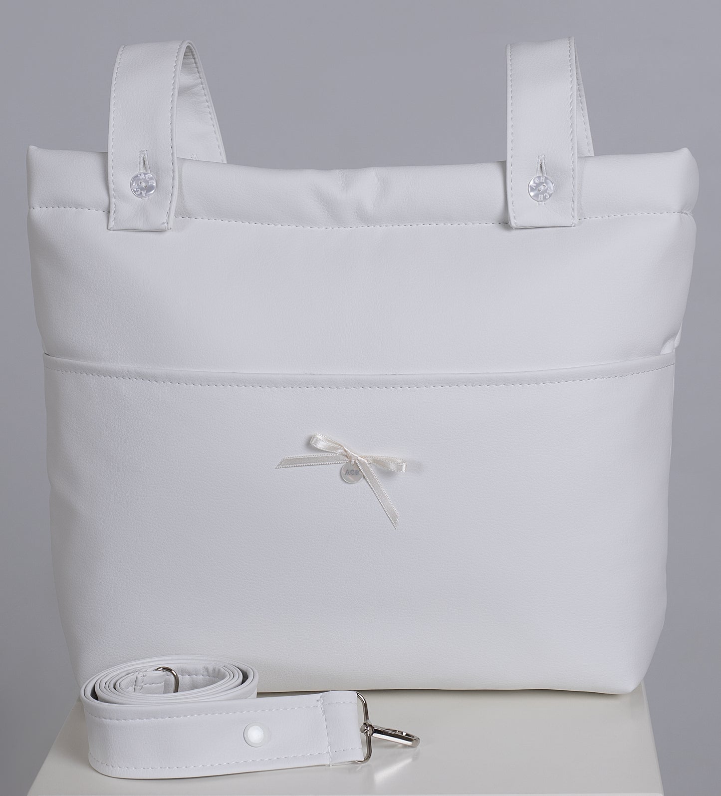 ARTESANIA CHARI Leatherette Short Strap Pram Bag