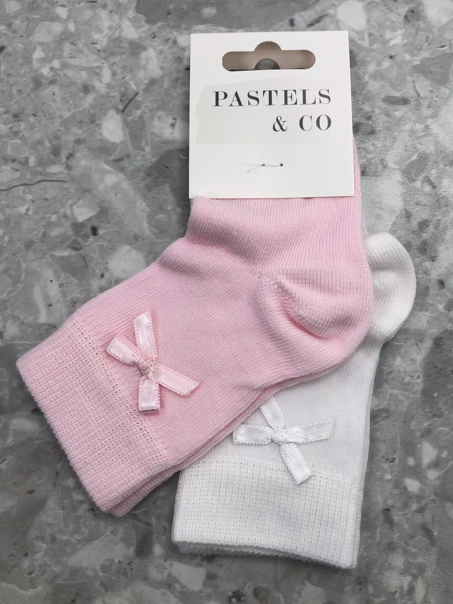 PASTELS & CO Leone Pink & White Socks